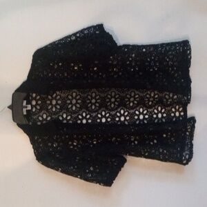 Black eyelet lady 's front button,blouse.sz LG